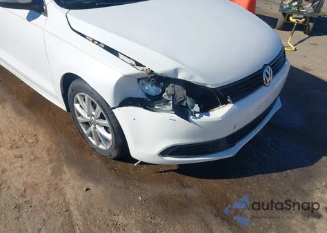 2011 Volkswagen Jetta 2.5L Se z USA, uszkodzony, nr VIN 3VWDZ7AJ4BM319194